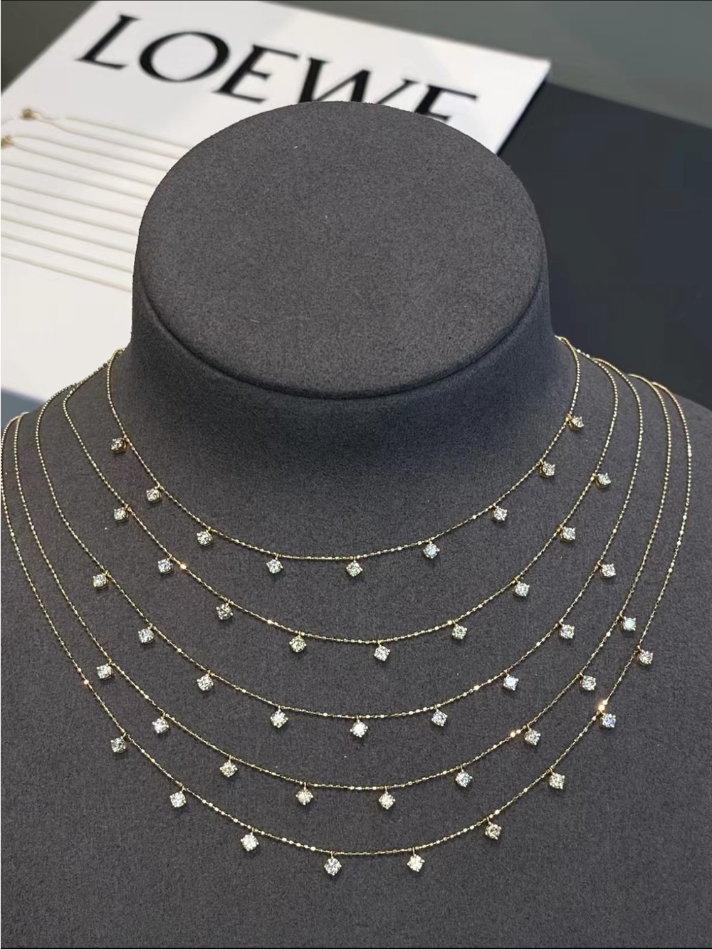 18K gold starry diamond necklace 45CM length =17.7 inch.